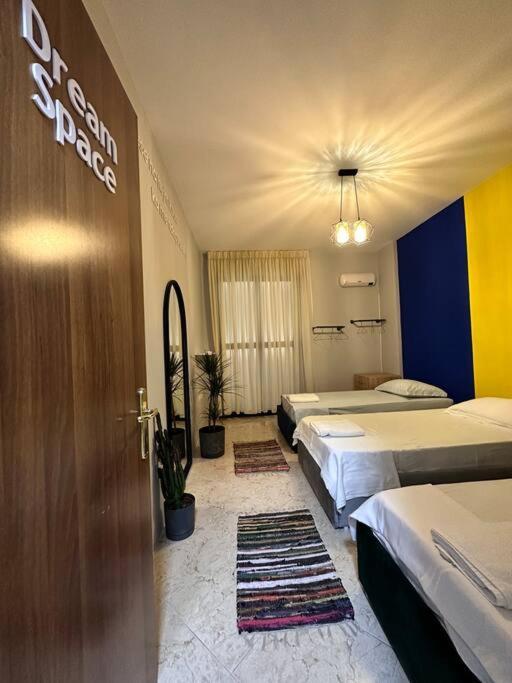 Super House Blloku - 3 Rooms Tiranë Ngoại thất bức ảnh