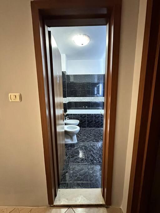 Super House Blloku - 3 Rooms Tiranë Ngoại thất bức ảnh