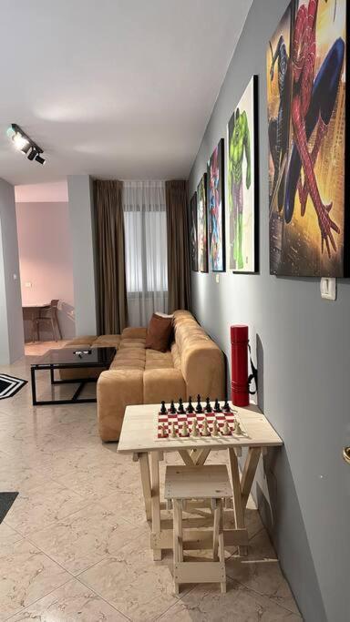 Super House Blloku - 3 Rooms Tiranë Ngoại thất bức ảnh
